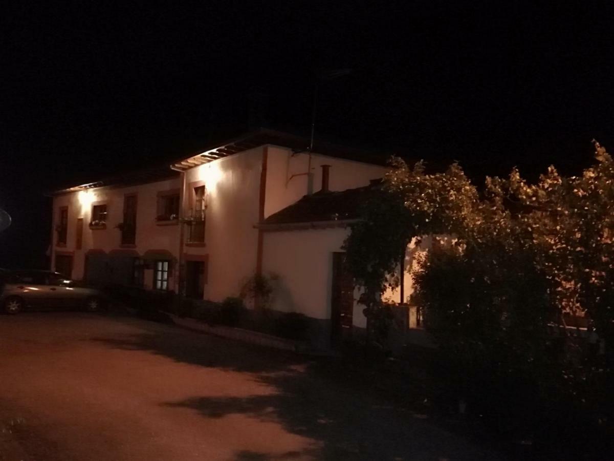 Hostal Casa de Aldea La Pescal Exterior foto